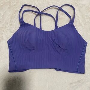 Lululemon spots bra
